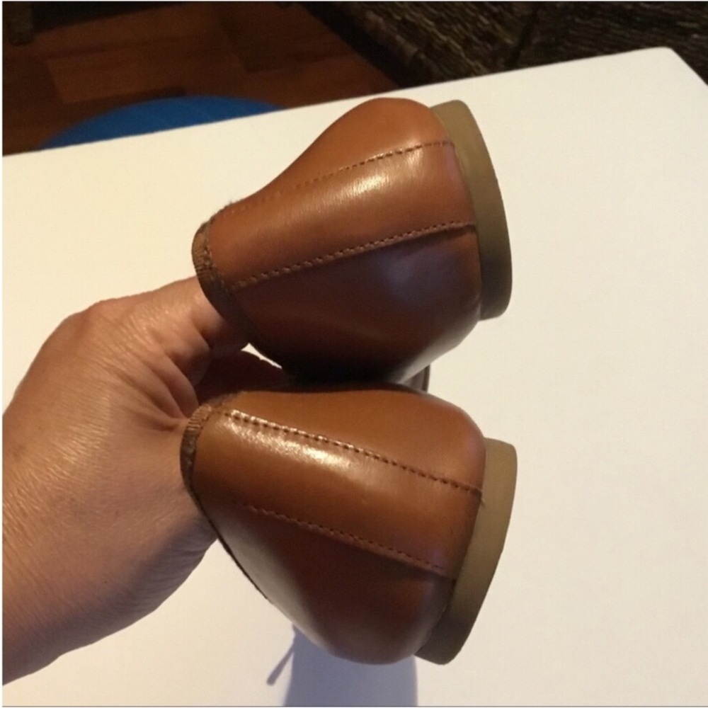 BANANA REPUBLIC FLAT SLIP ON UPPER LEATHER BOW DETAIL SIZE 10-B - Picture 10 of 13